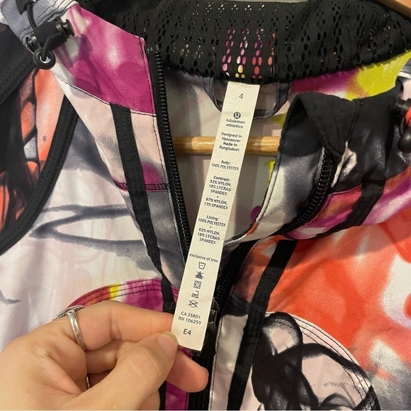 *RARE* Lululemon Downtime Jacket - Unicorn Tears - Picture 8 of 8